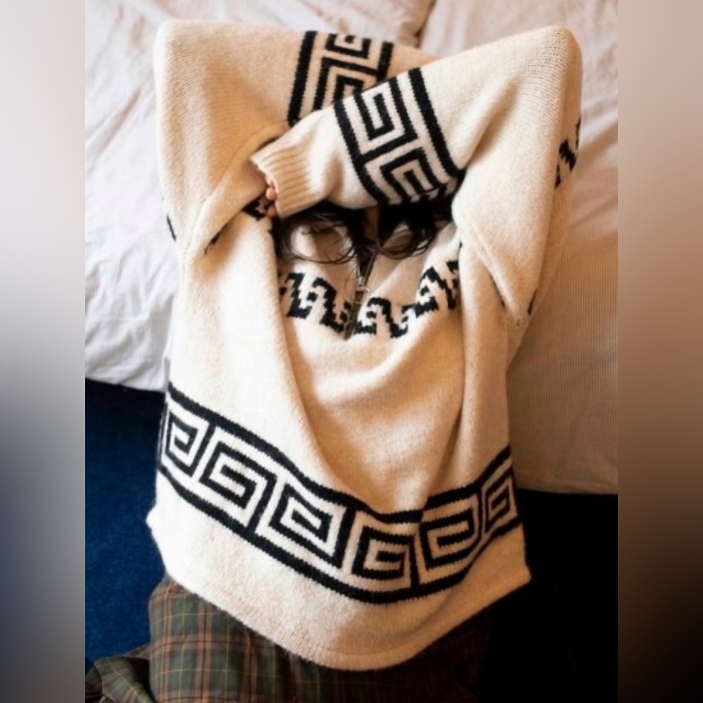 Jantzen Cream 100% Wool Sweater